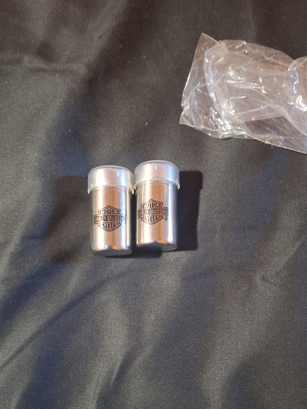 NWOT Harley-Davidson Salt And Pepper Set